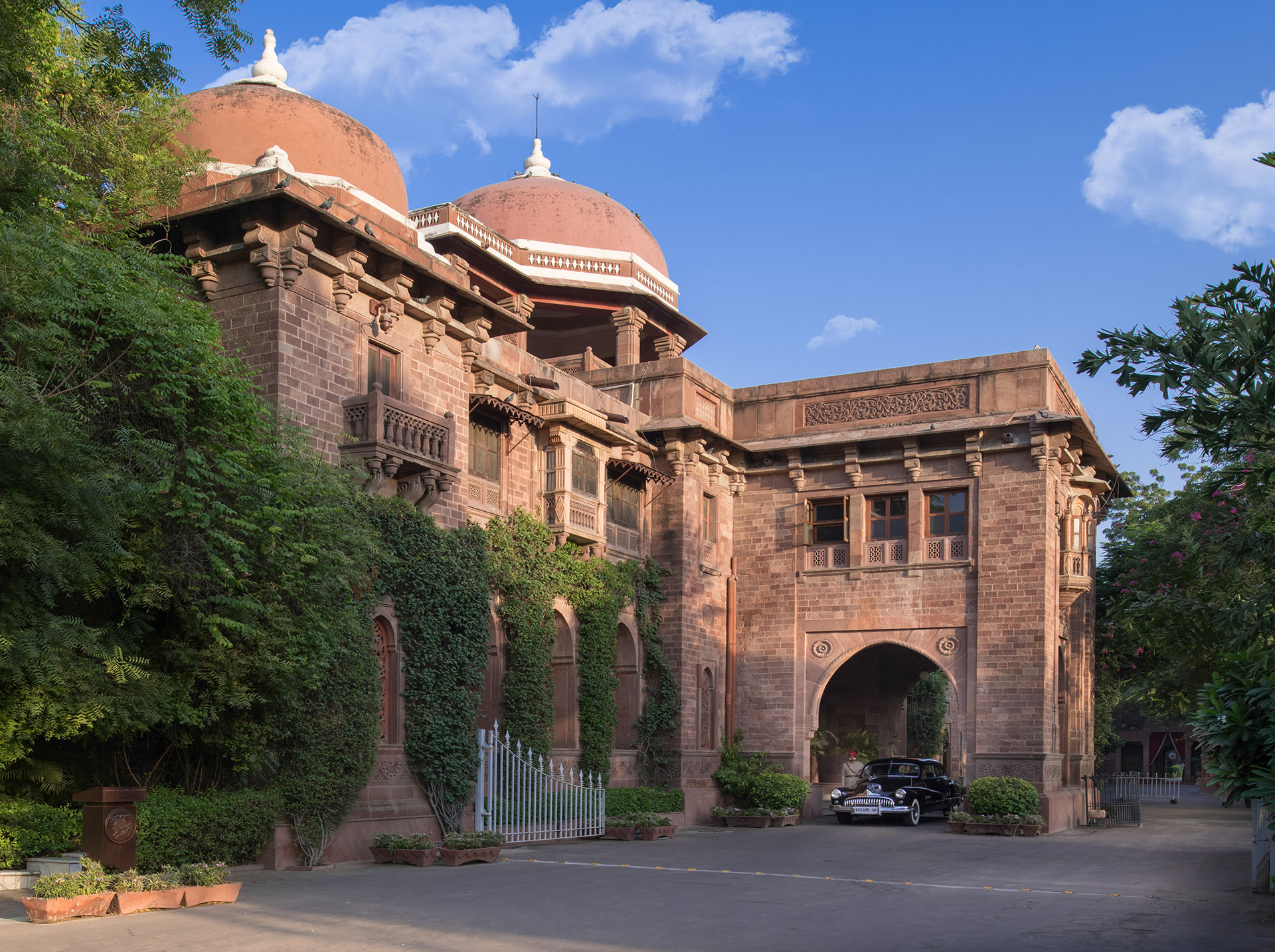 Ajit Bhawan Palace, photo 1